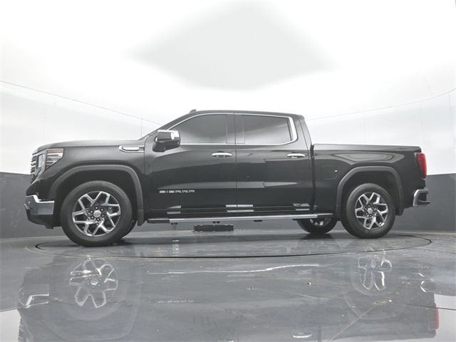 used 2022 GMC Sierra 1500 car, priced at $42,929