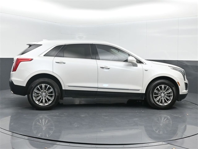 used 2019 Cadillac XT5 car, priced at $15,227