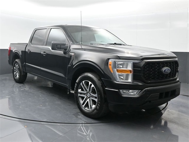 used 2021 Ford F-150 car, priced at $26,786