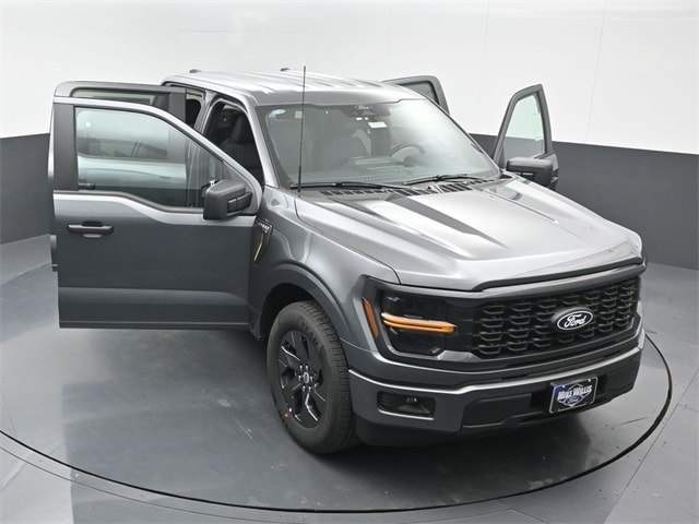 new 2025 Ford F-150 car, priced at $45,230