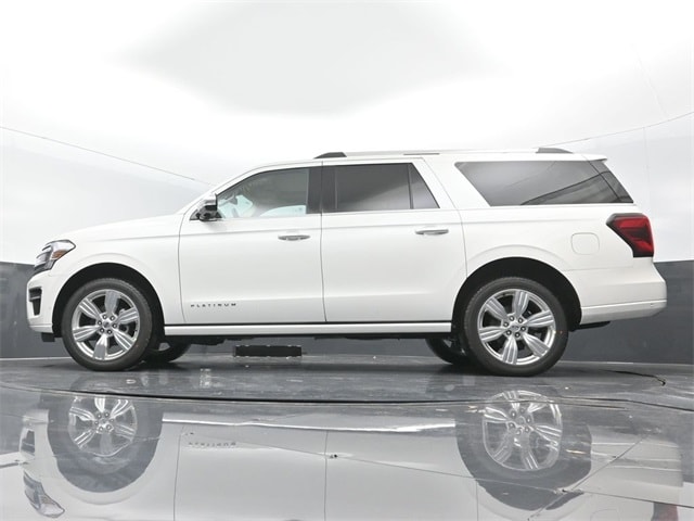 new 2024 Ford Expedition car, priced at $76,930