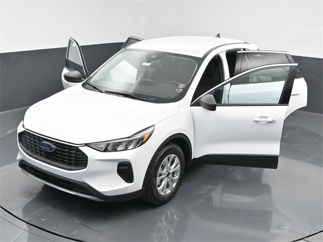 new 2024 Ford Escape car, priced at $25,740