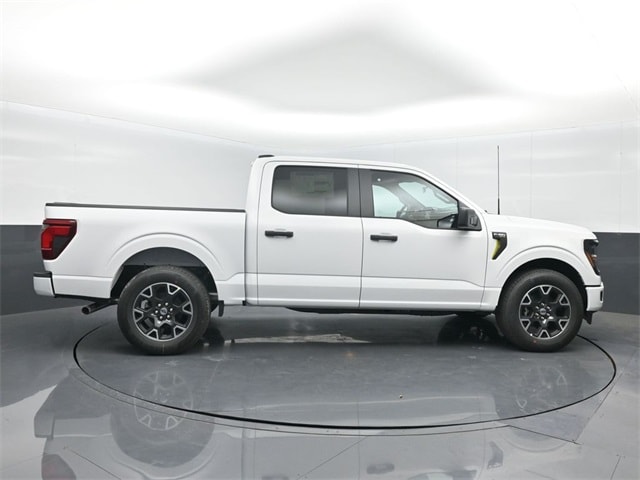 new 2025 Ford F-150 car, priced at $43,169