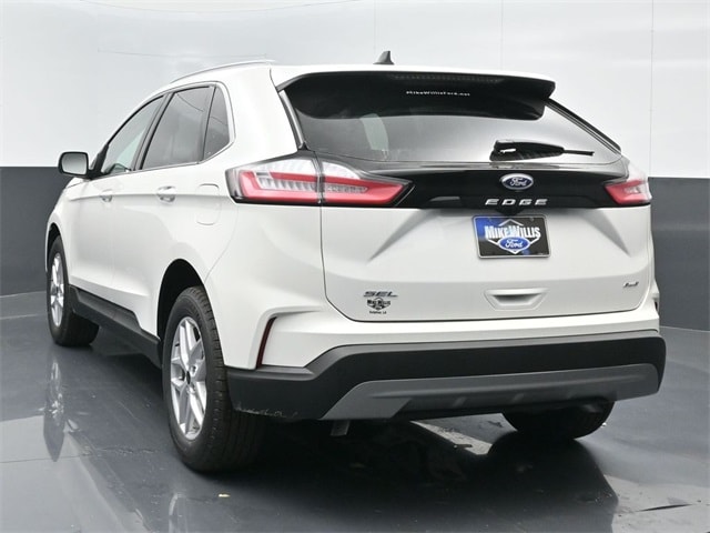 new 2024 Ford Edge car, priced at $37,020