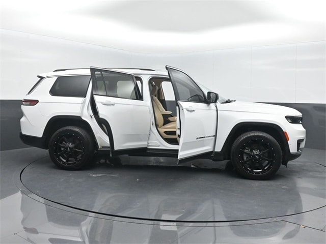 used 2021 Jeep Grand Cherokee L car, priced at $27,596