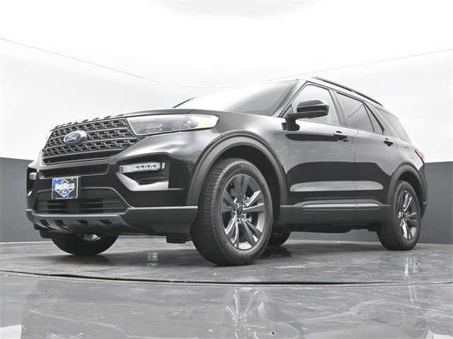 new 2024 Ford Explorer car, priced at $40,780