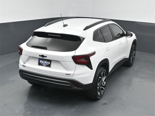 used 2025 Chevrolet Trax car, priced at $24,182