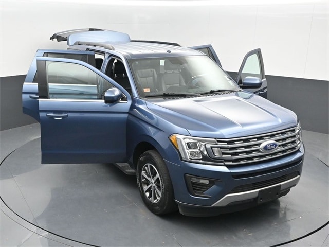 used 2019 Ford Expedition car, priced at $23,827