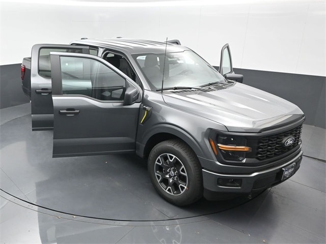 new 2025 Ford F-150 car, priced at $43,169