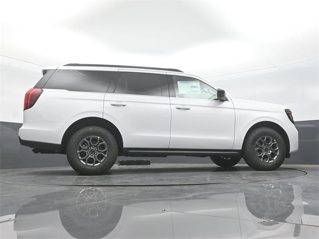 new 2025 Ford Expedition car, priced at $63,995