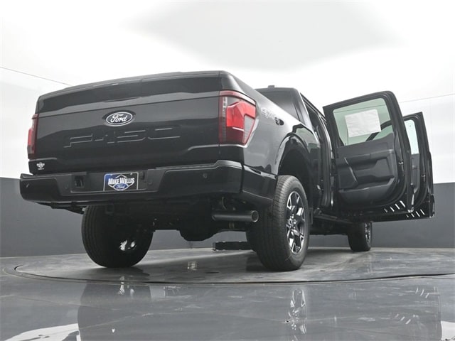 new 2025 Ford F-150 car, priced at $50,978