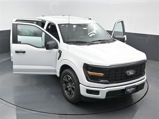 new 2025 Ford F-150 car, priced at $43,169
