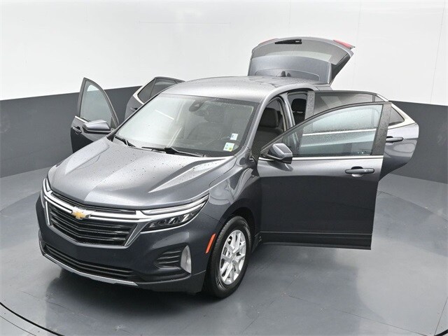 used 2022 Chevrolet Equinox car, priced at $18,417