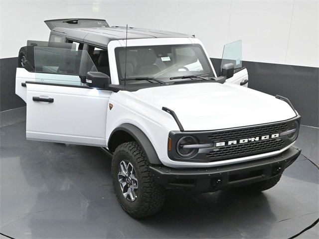 new 2024 Ford Bronco car, priced at $59,685