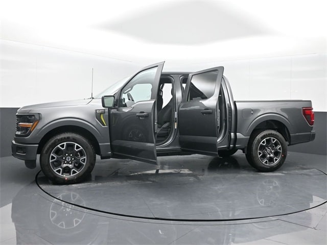 new 2024 Ford F-150 car, priced at $47,996