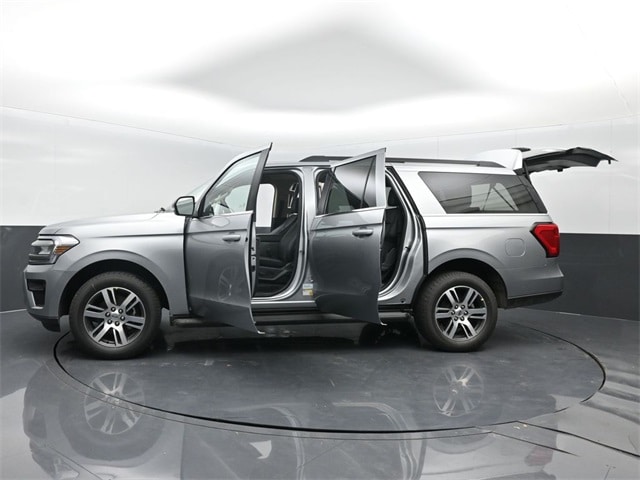 new 2024 Ford Expedition car, priced at $61,125