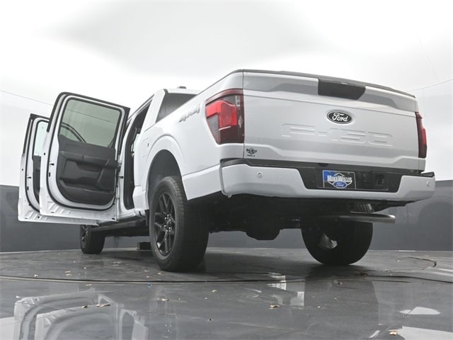 new 2024 Ford F-150 car, priced at $52,502