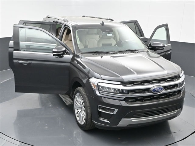 new 2024 Ford Expedition car, priced at $65,300