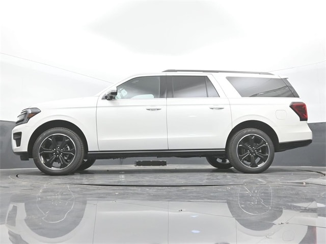 new 2024 Ford Expedition car, priced at $69,960