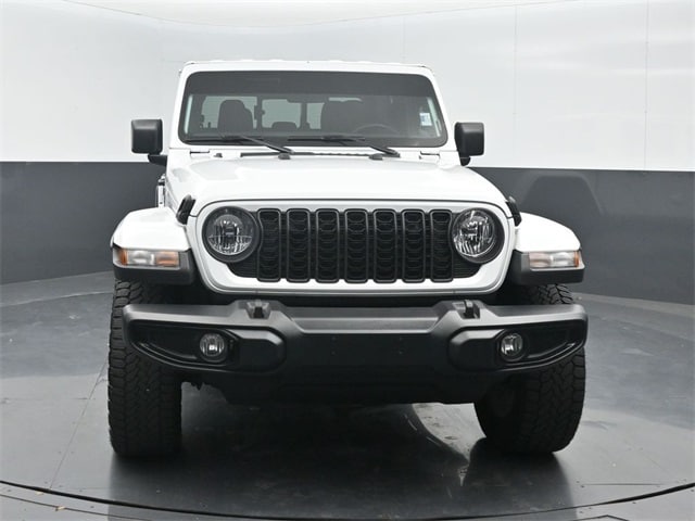 used 2024 Jeep Gladiator car, priced at $37,988