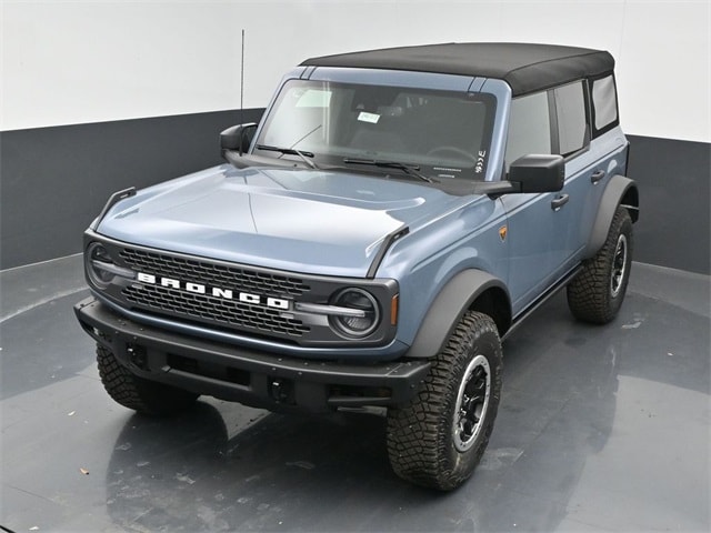 new 2024 Ford Bronco car, priced at $57,305