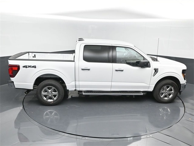 new 2024 Ford F-150 car, priced at $52,555