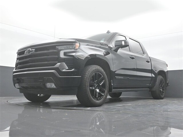 used 2024 Chevrolet Silverado 1500 car, priced at $48,998