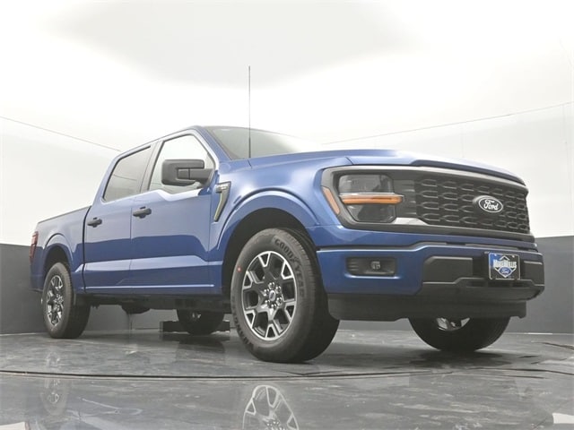 new 2024 Ford F-150 car, priced at $43,026