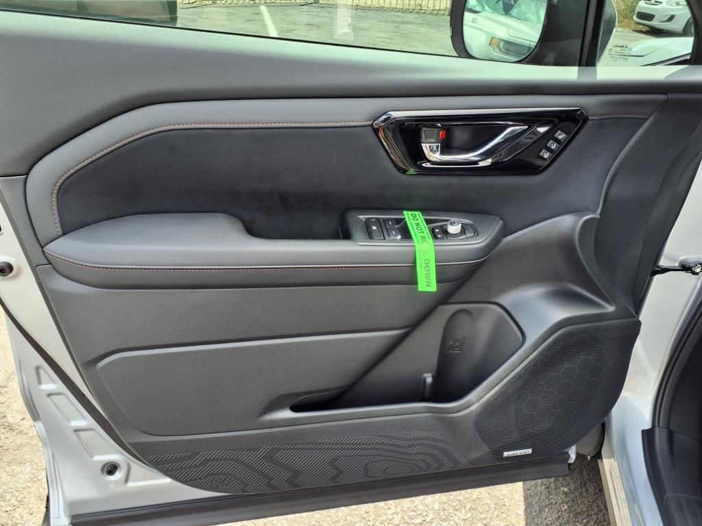 new 2025 Subaru Forester car, priced at $44,204