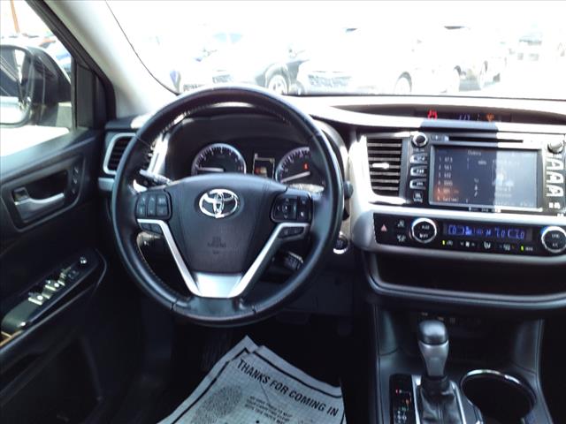 used 2018 Toyota Highlander car, priced at $26,500