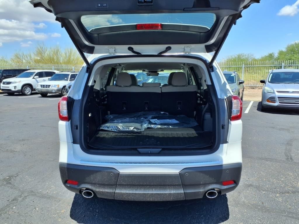 new 2025 Subaru Ascent car, priced at $42,444