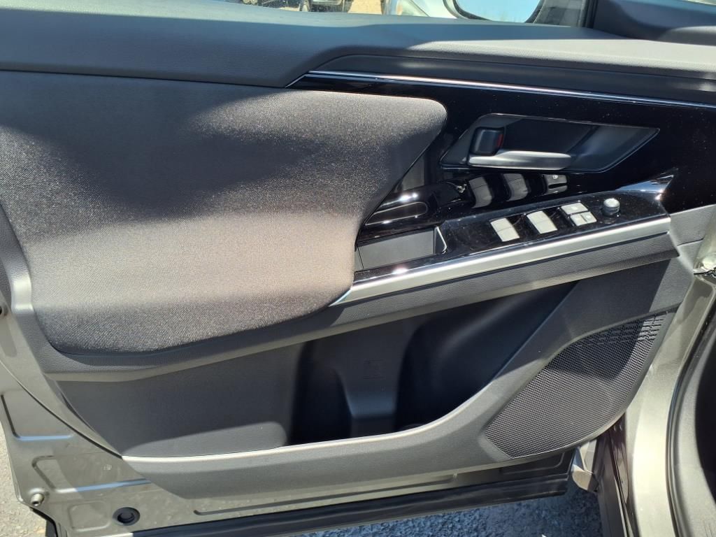 new 2025 Subaru Solterra car, priced at $39,915