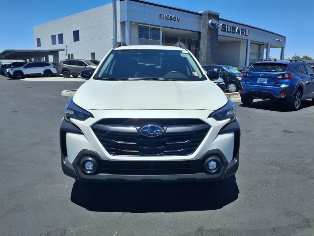 used 2025 Subaru Outback car, priced at $33,000