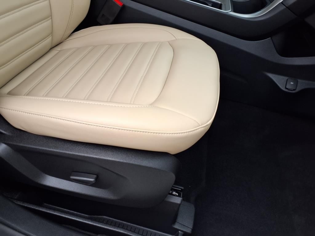 used 2024 Ford Edge car, priced at $26,500