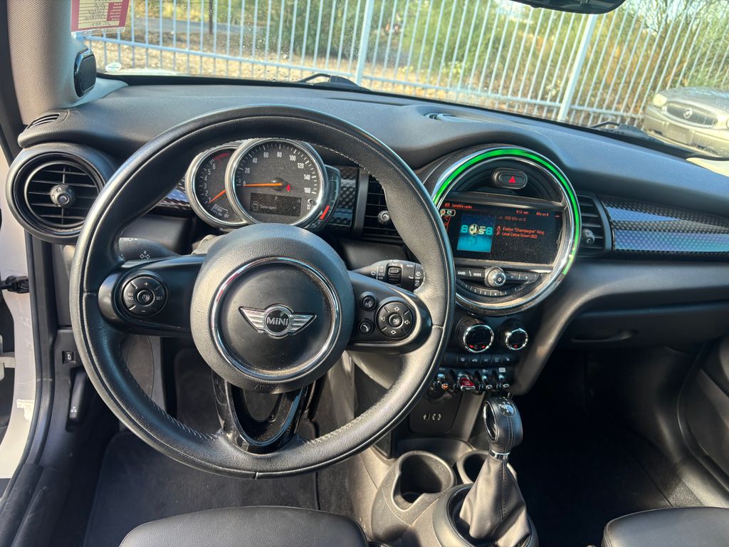used 2018 MINI Hardtop 2 Door car, priced at $20,000
