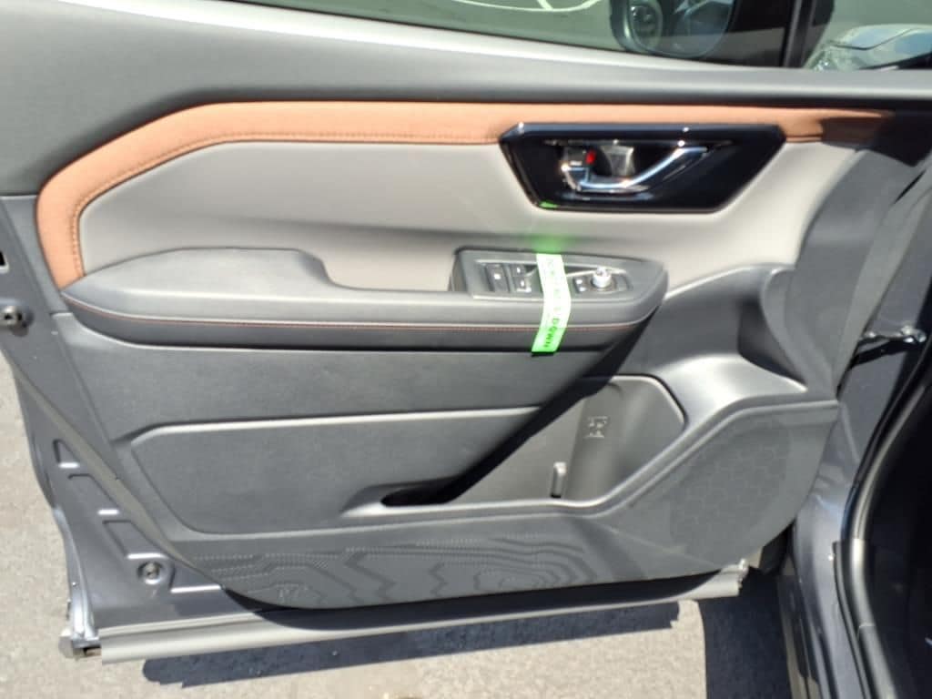 new 2025 Subaru Forester car, priced at $38,646