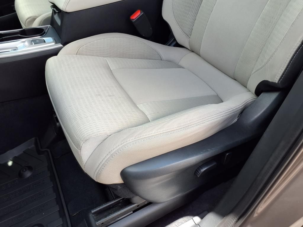 used 2021 Subaru Ascent car, priced at $26,000