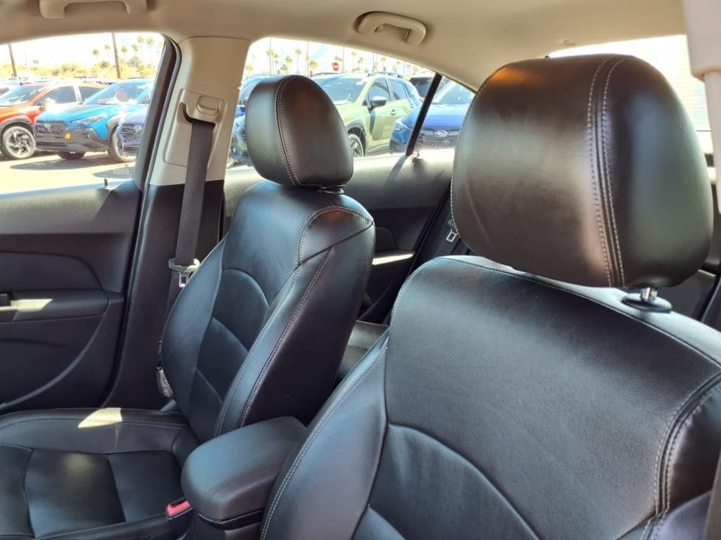 used 2014 Chevrolet Cruze car, priced at $10,000