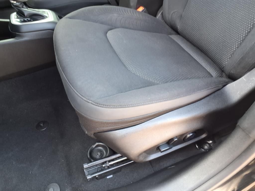 used 2020 Jeep Renegade car, priced at $16,500