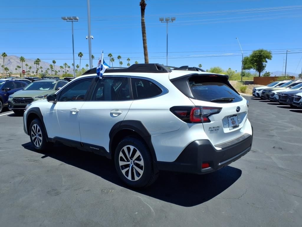 used 2025 Subaru Outback car, priced at $31,000