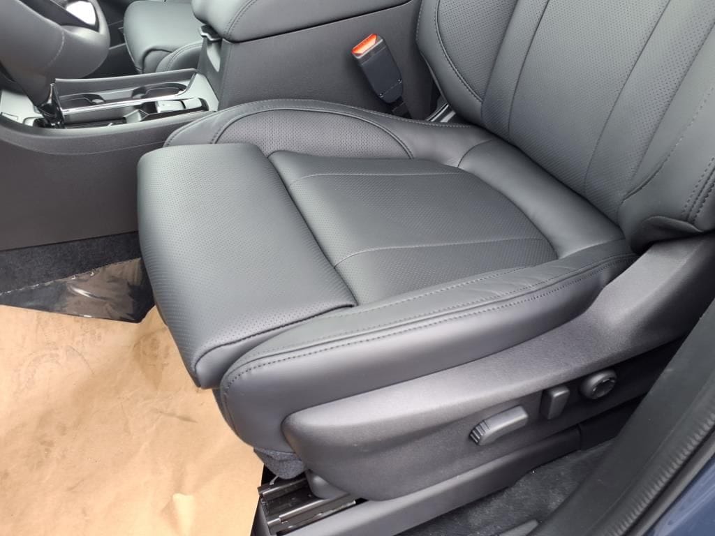 new 2025 Subaru Ascent car, priced at $52,778