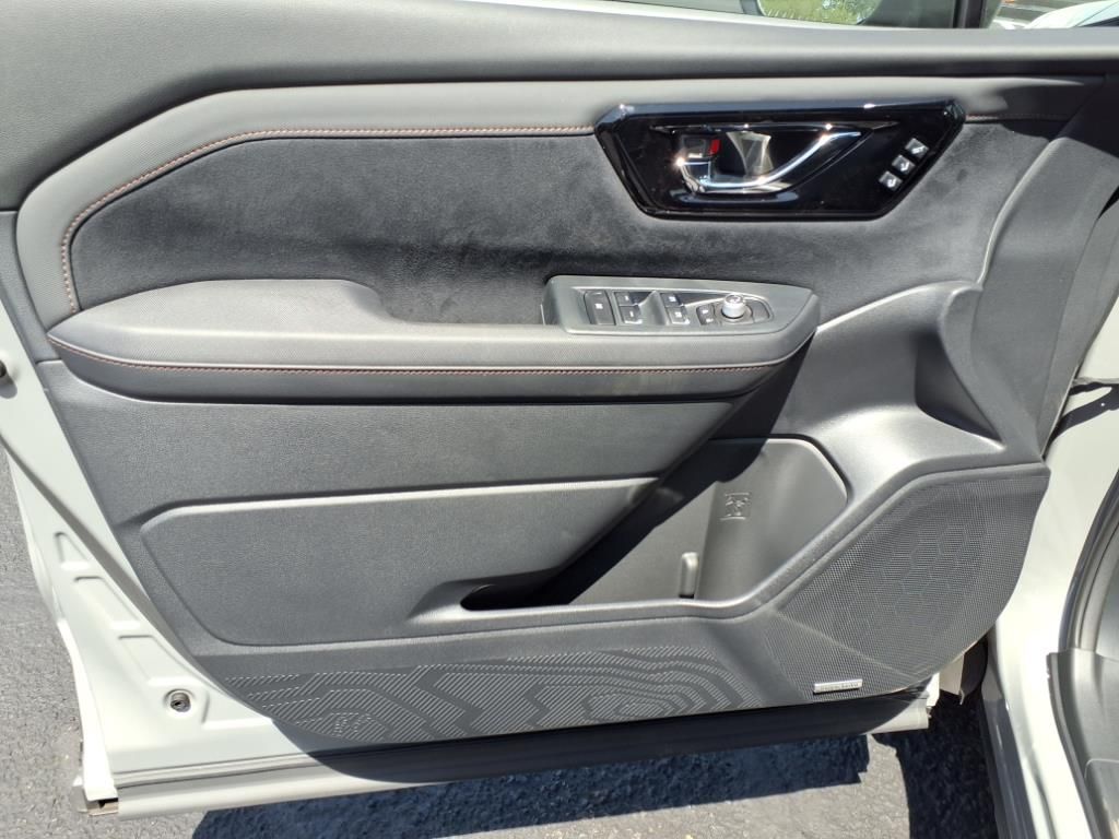 new 2025 Subaru Forester Hybrid car, priced at $44,005