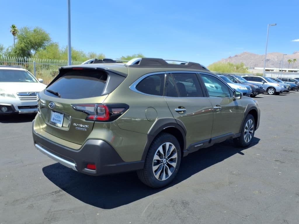 new 2025 Subaru Outback car, priced at $45,017