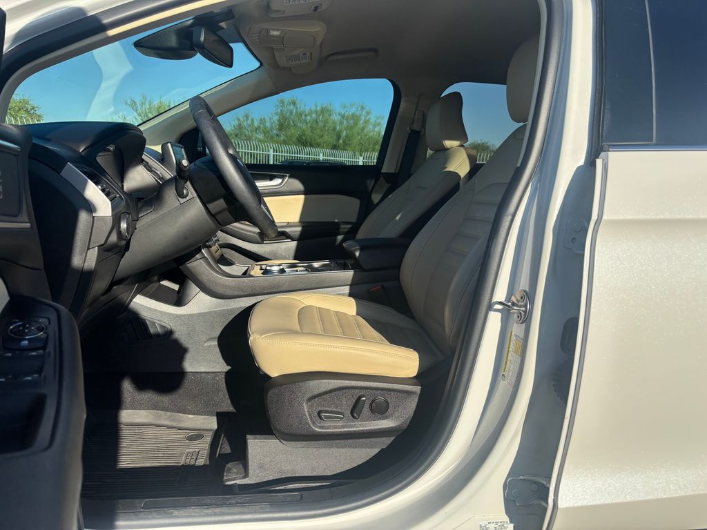 used 2024 Ford Edge car, priced at $27,500