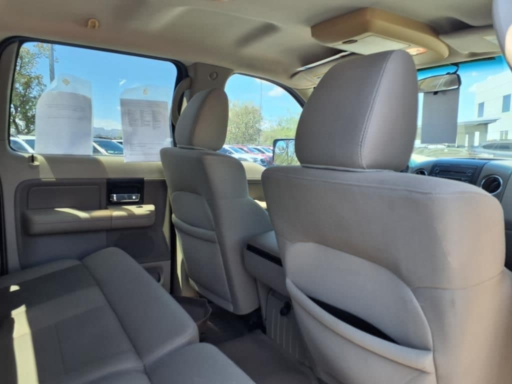 used 2007 Ford F-150 XLT car, priced at $10,500