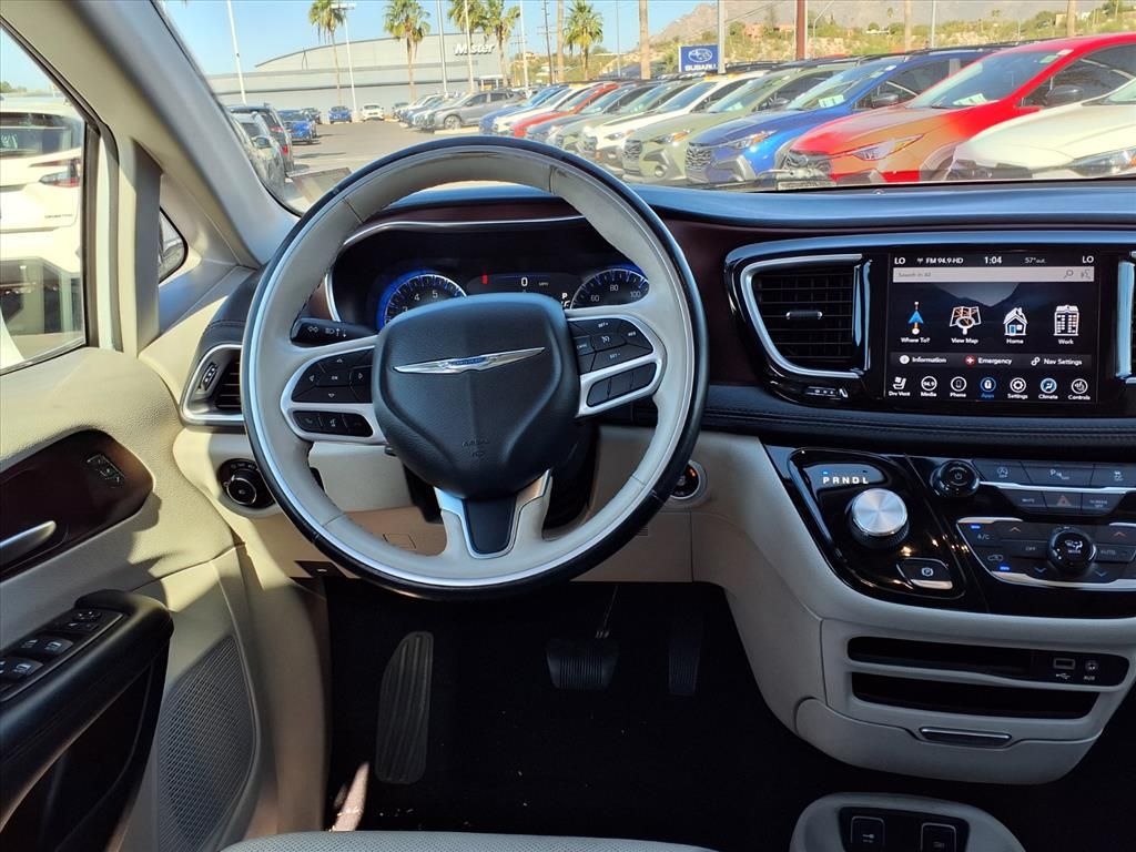 used 2020 Chrysler Pacifica car, priced at $18,500