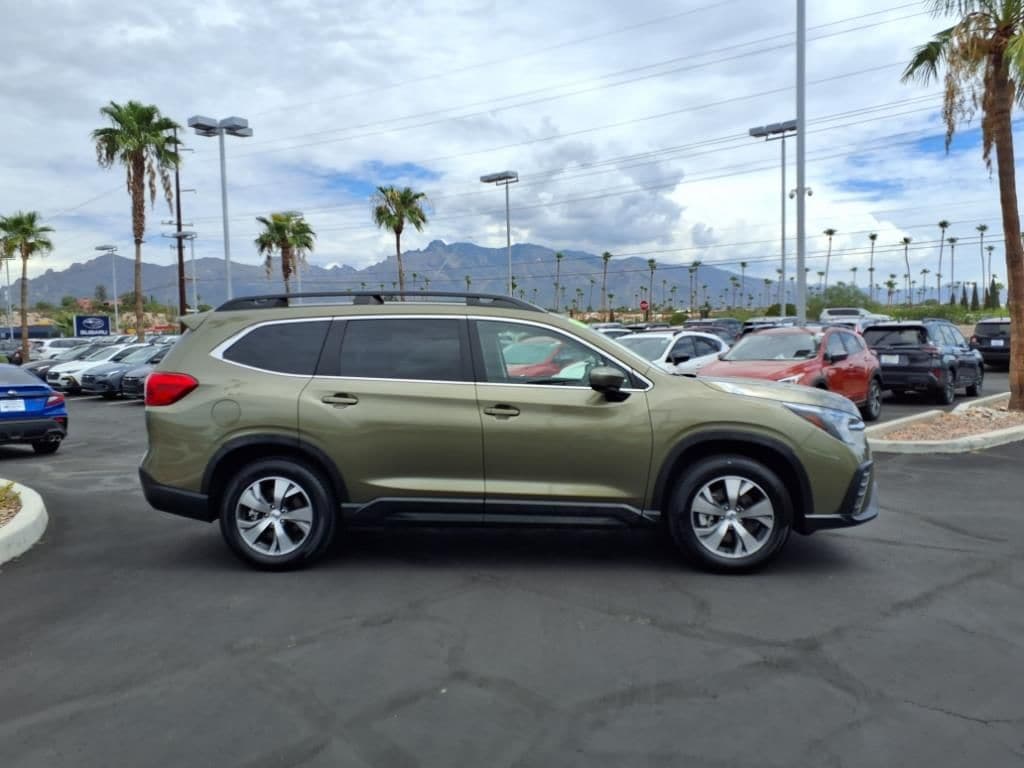 used 2024 Subaru Ascent car, priced at $33,000
