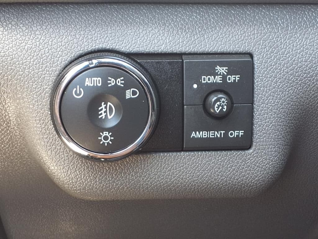 used 2014 Chevrolet Traverse car, priced at $11,000