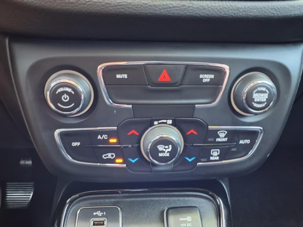 used 2020 Jeep Compass car, priced at $13,500
