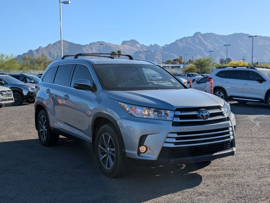 used 2019 Toyota Highlander car, priced at $22,500